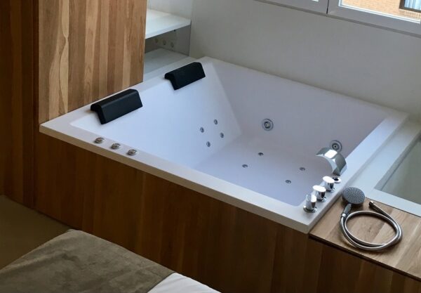 BAÑERA DE HIDROMASAJE M3 - Imagen 9
